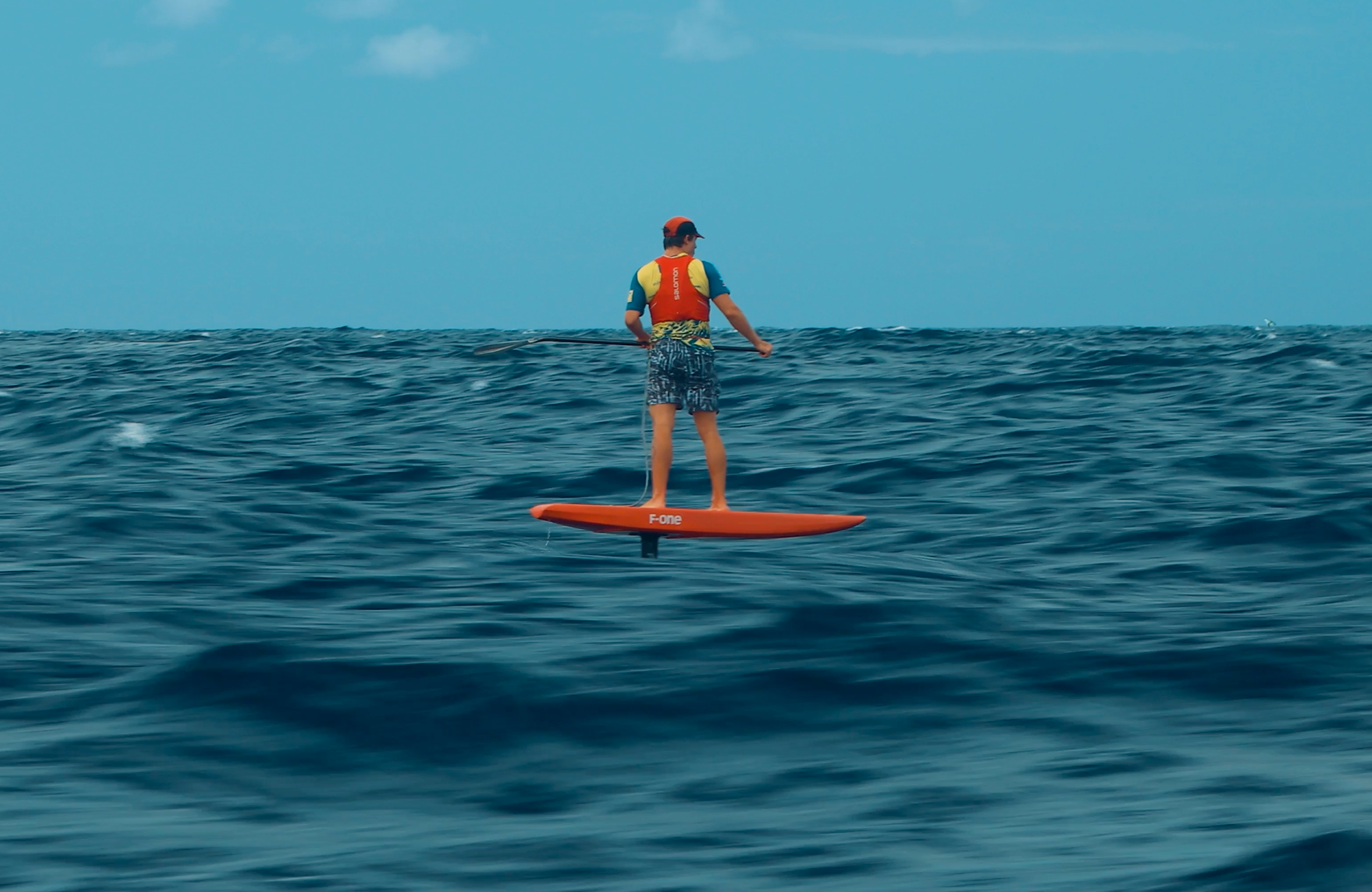 Edo Tanas Excels in M2O and M2M SUP Foil Races in Stunning Fashion 2